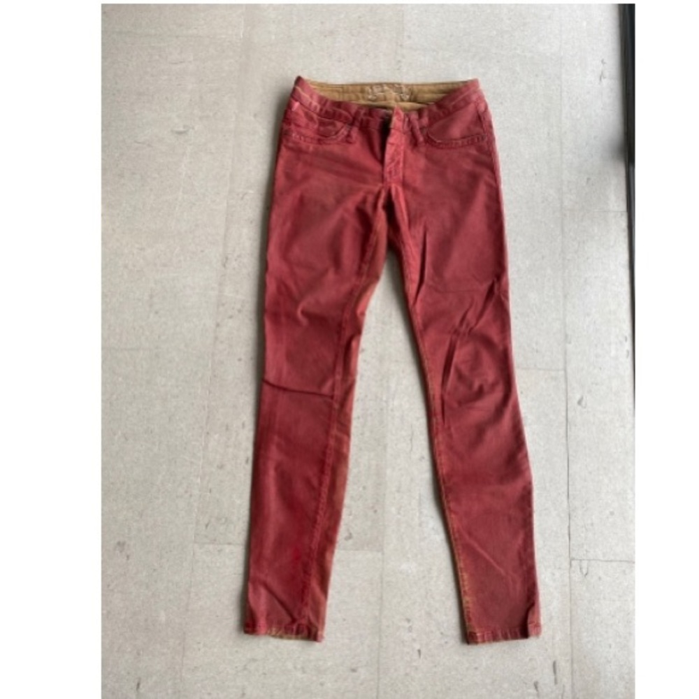 American Eagle Red Vintage Jeans